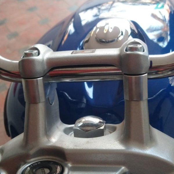 Honda H'ness (CB350) - Handle Bar Riser - Motocaan - Image 6